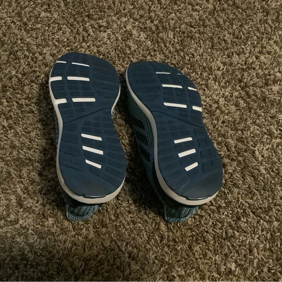 Adidas Running Shoe  Aqua/Dk Aqua Size 9 - Picture 2 of 5